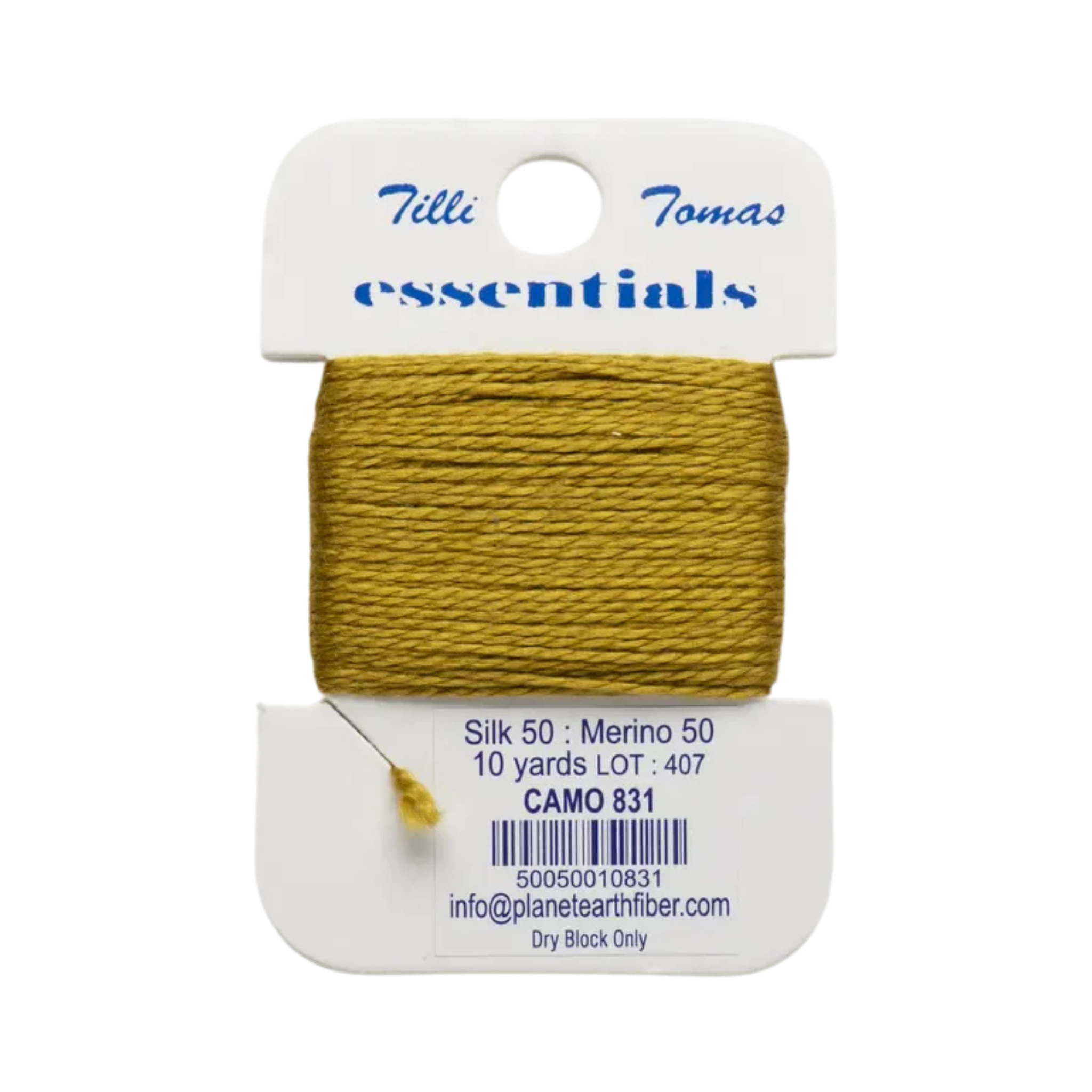Essentials Card - 831 Camo